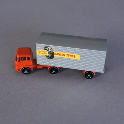 Bedford TK Semi Trailer - Lesney model
