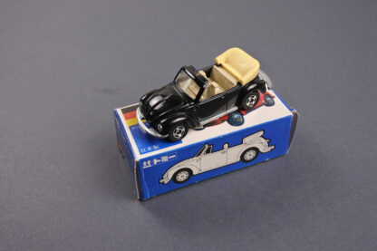Volkswagen 1303 S Convertible Tomica #F23.